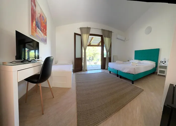 Lugh\'E Luna Village